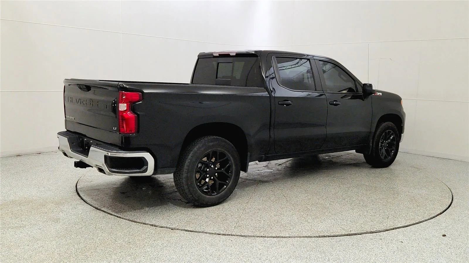 Used 2023 Chevrolet Silverado 1500 LT image 7