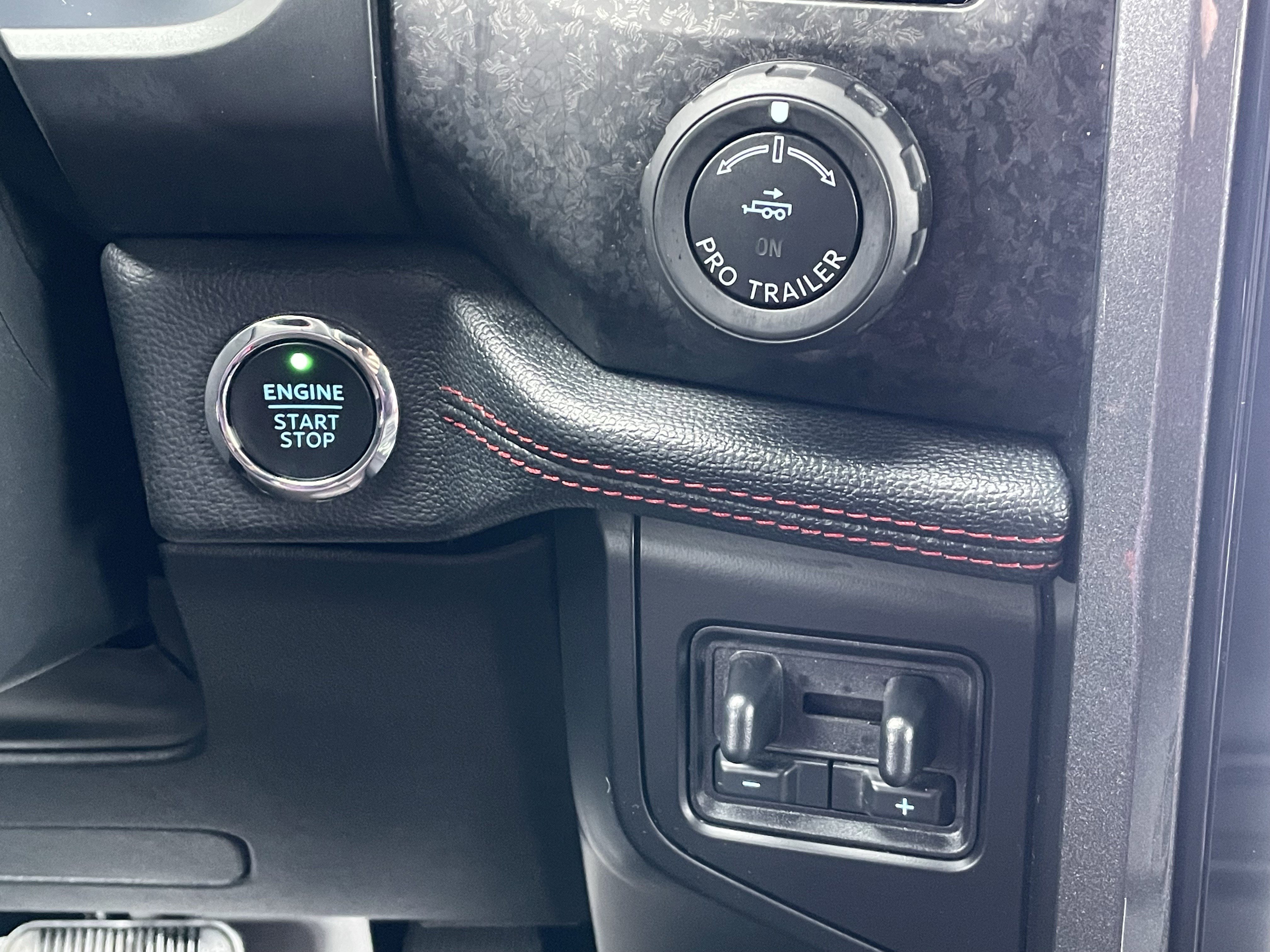 Used 2023 Ford Expedition Limited image 35