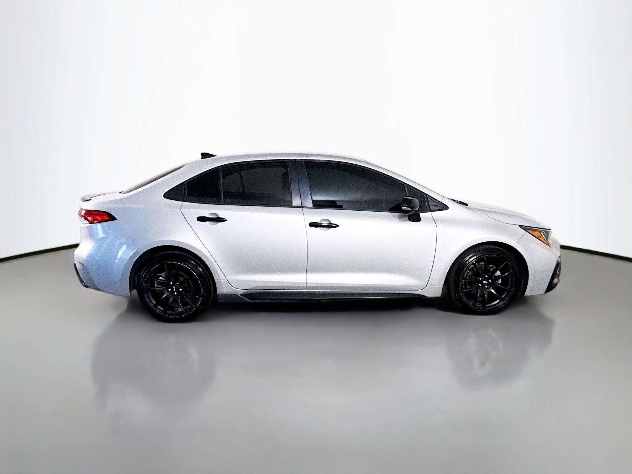Used 2020 Toyota Corolla SE FWD image 11