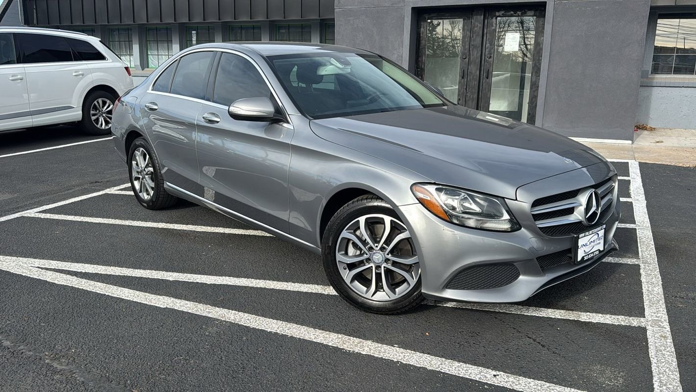 Used 2015 Mercedes-Benz C 300 4MATIC image 1
