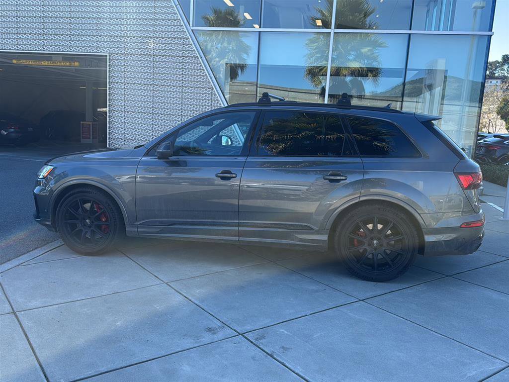Used 2022 Audi SQ7 Premium Plus AWD/4WD image 9