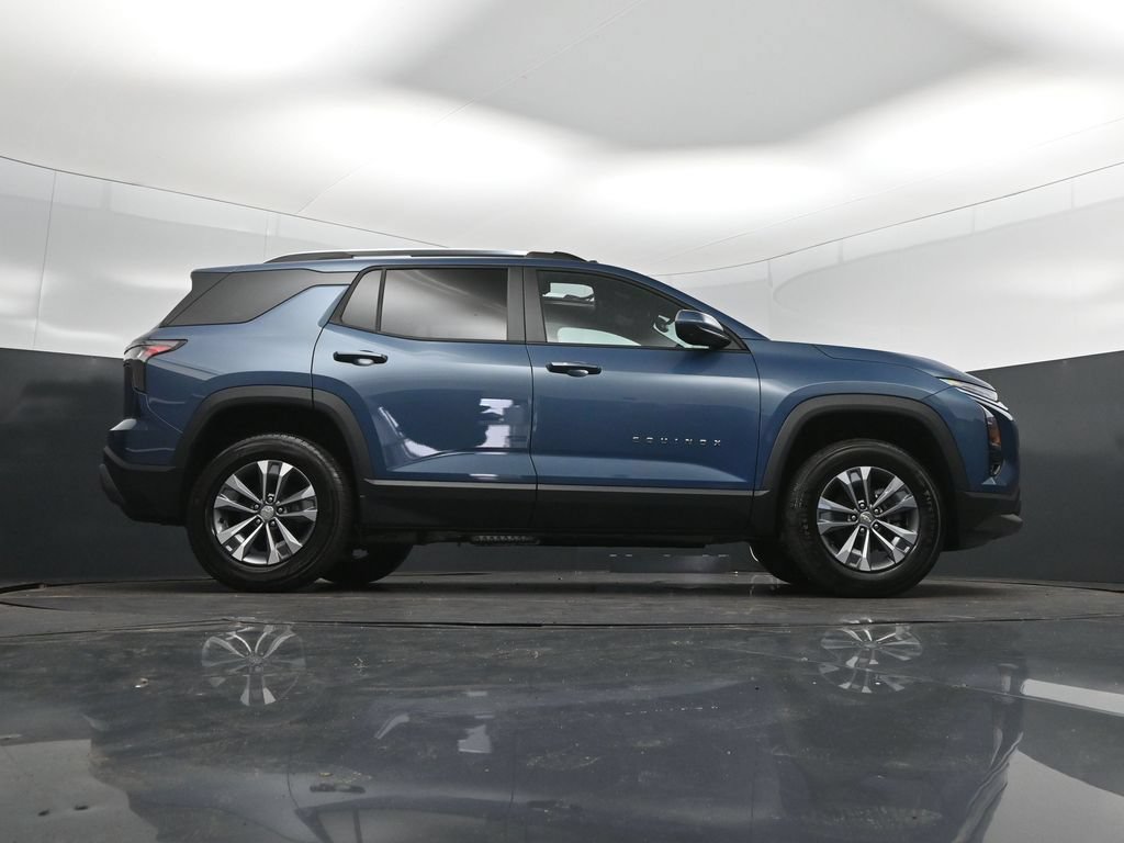 New 2027 Chevrolet Equinox LT w/ Convenience Package II FWD image 43