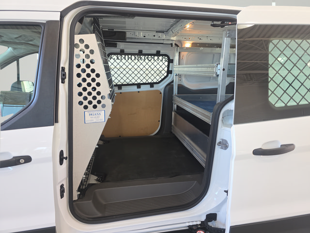 Used 2022 Ford Transit Connect XLT FWD image 22