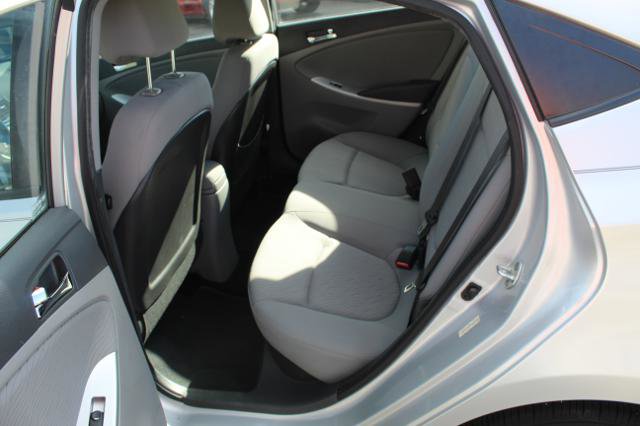 Used 2013 Hyundai Accent GLS w/ Premium Pkg image 14