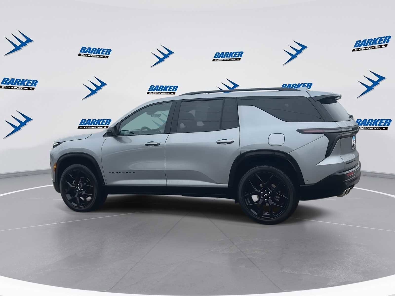 Used 2024 Chevrolet Traverse RS w/ LPO, Floor Liner Package image 7