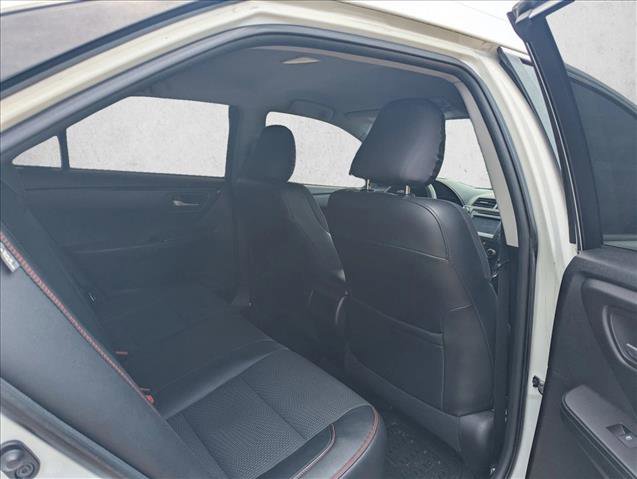Used 2016 Toyota Camry SE FWD image 14
