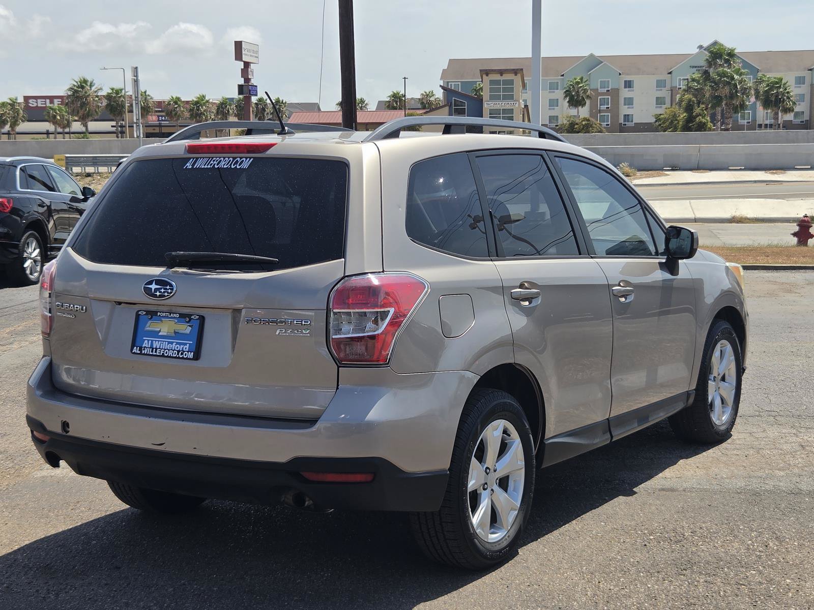 Used 2014 Subaru Forester 2.5i Premium w/ All-Weather Package AWD/4WD image 5