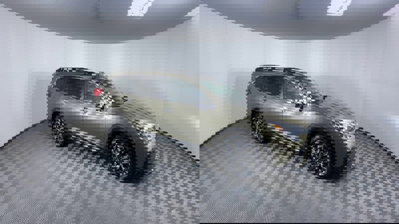 Used 2023 Subaru Ascent Touring image 2