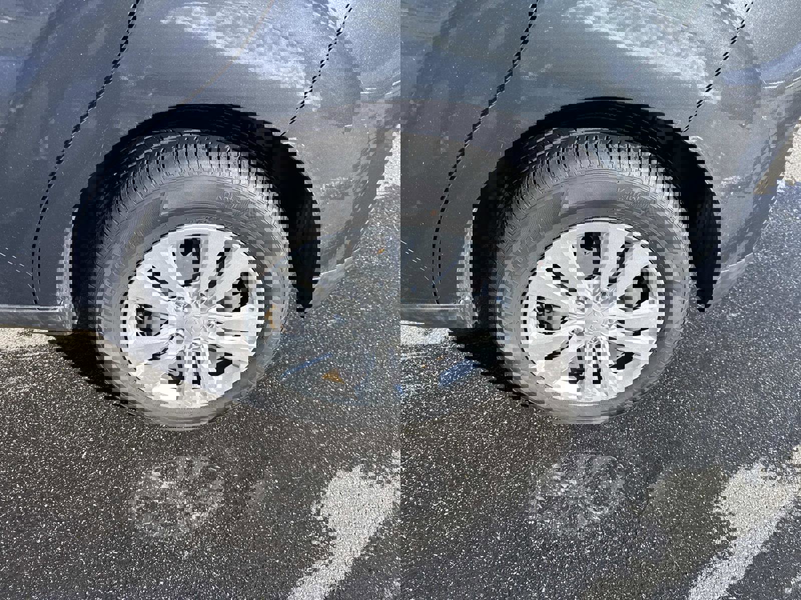 Used 2023 Kia Soul LX image 12