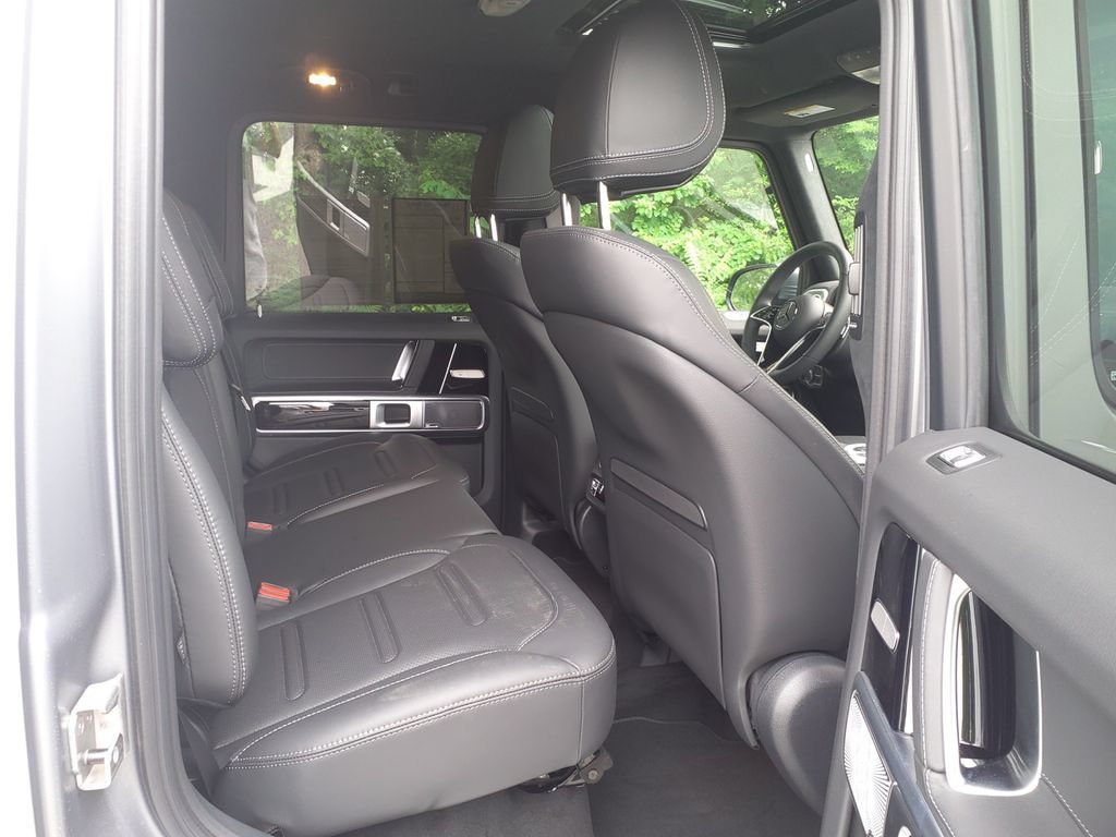 Used 2026 Mercedes-Benz G 550 image 12