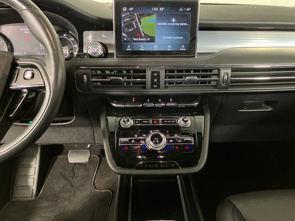 Used 2022 Lincoln Corsair AWD w/ Premium Package image 29