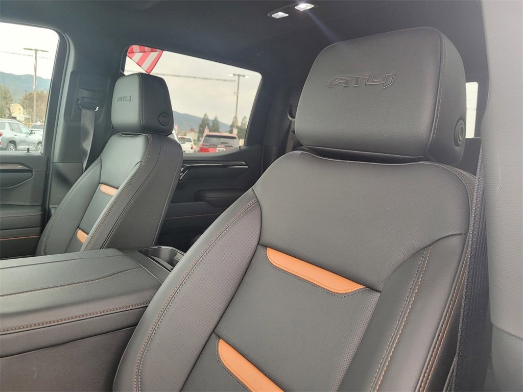 New 2026 GMC Sierra 1500 AT4 w/ Technology Package image 12