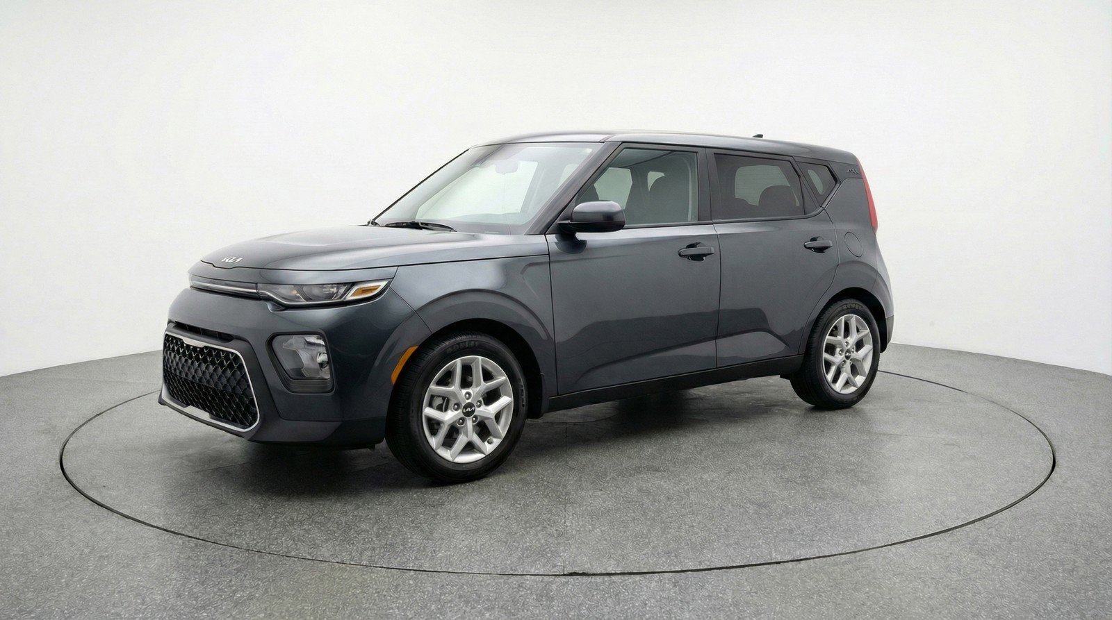 Used 2025 Kia Soul LX w/ LX Technology Package image 3