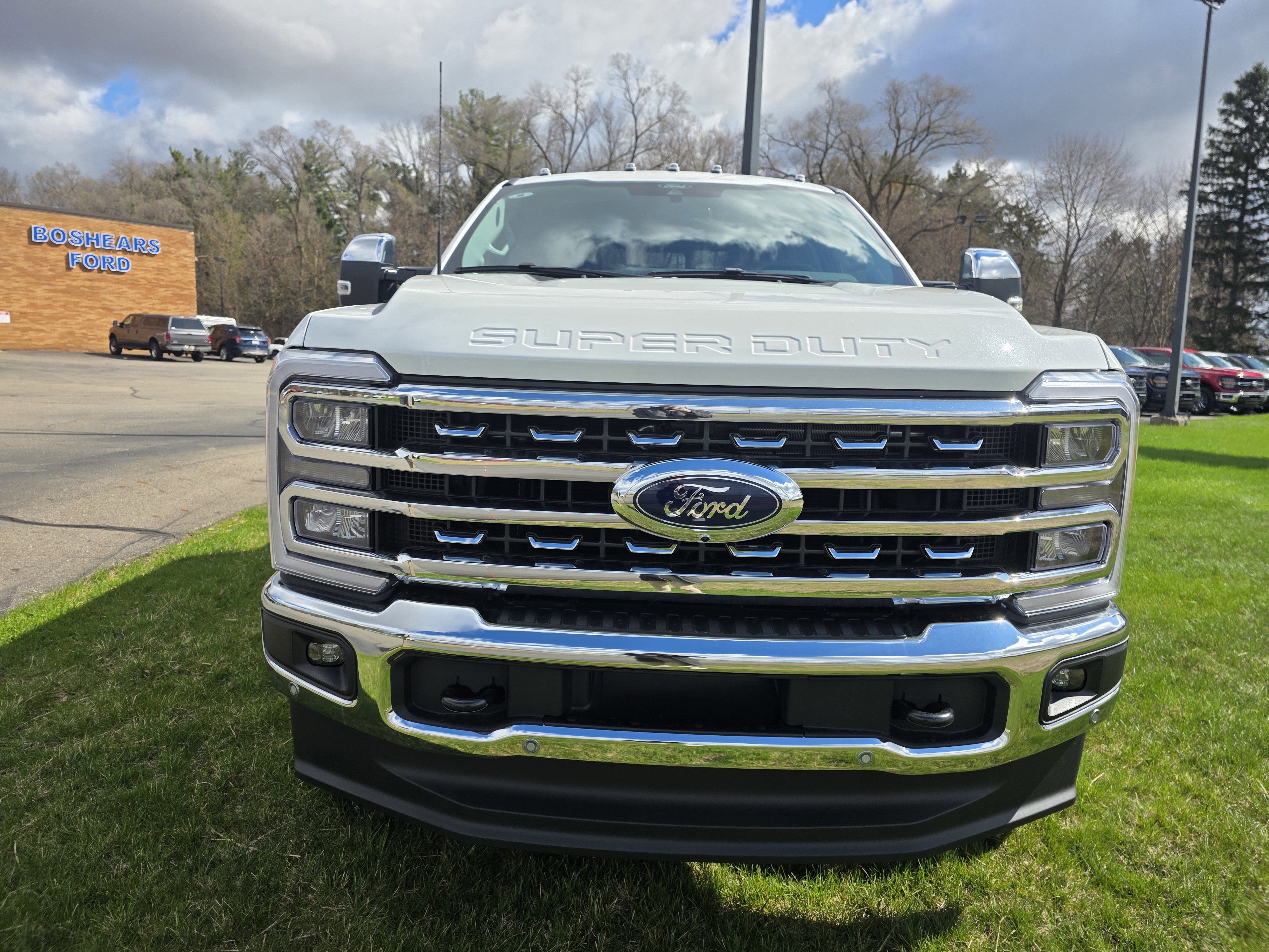 New 2026 Ford F350 Lariat w/ Lariat Ultimate Package AWD/4WD image 3