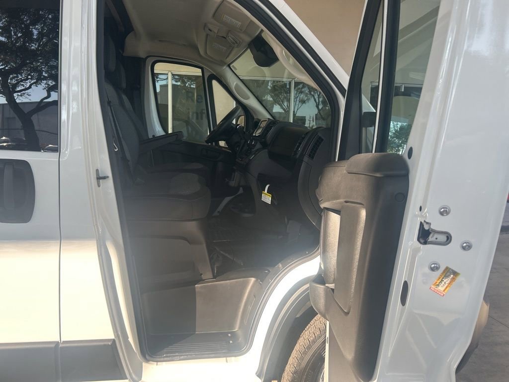New 2025 RAM ProMaster 3500 w/ Crew Van Package image 20