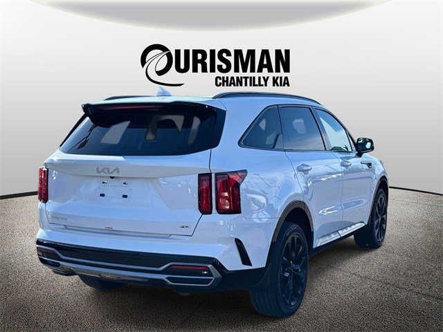 Used 2023 Kia Sorento SX image 2