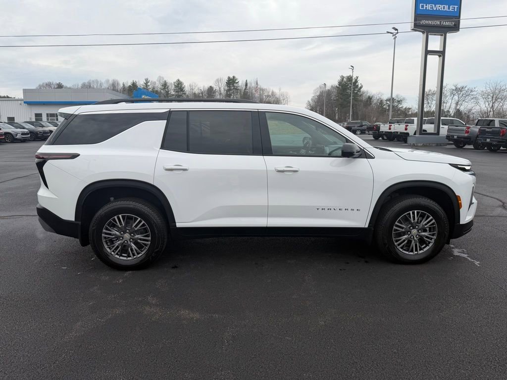 New 2026 Chevrolet Traverse LT w/ Driver Confidence Package image 8