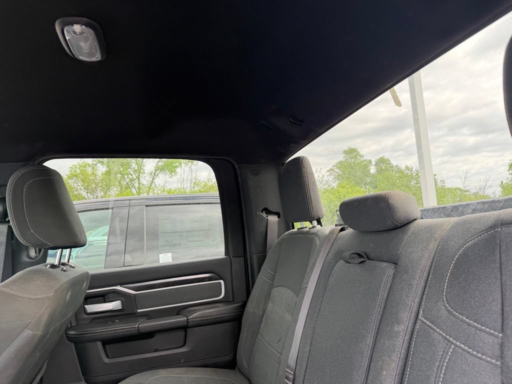 Used 2022 RAM 3500 Big Horn w/ Level A Equipment Group AWD/4WD image 6