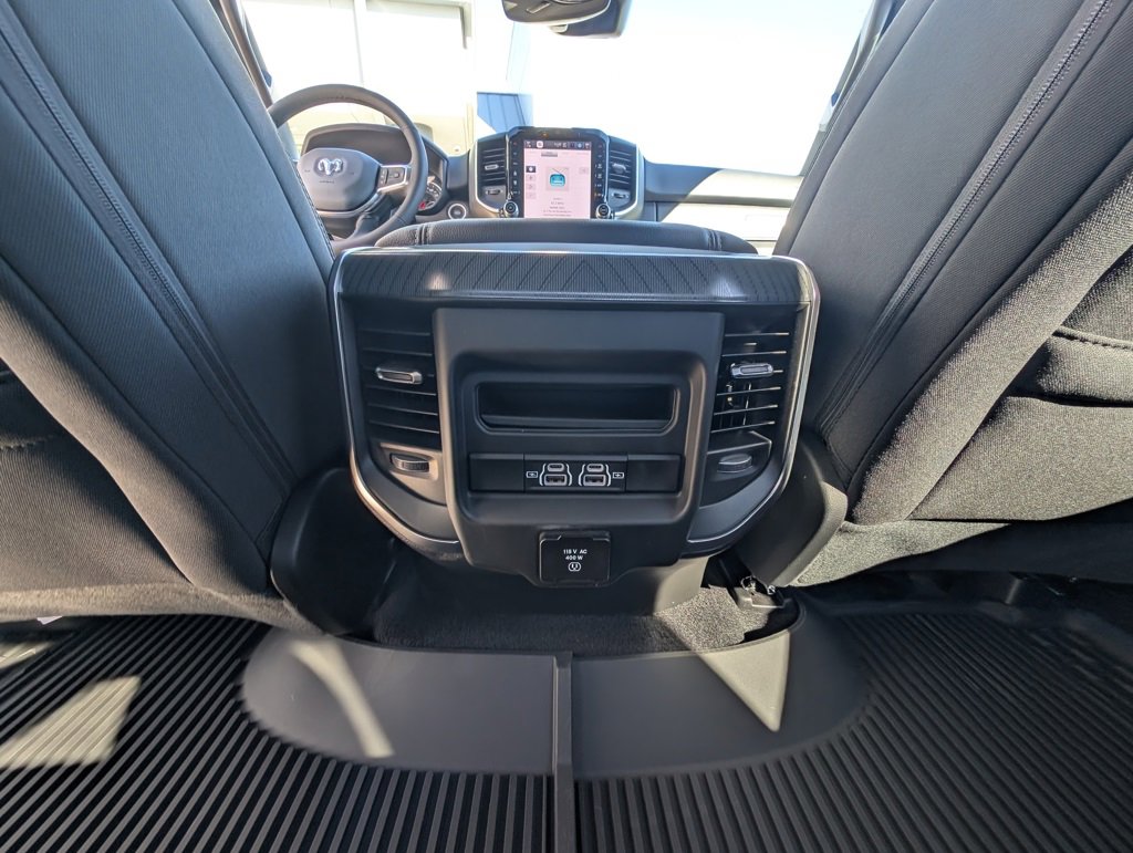 New 2026 RAM 1500 4x4 Crew Cab image 42