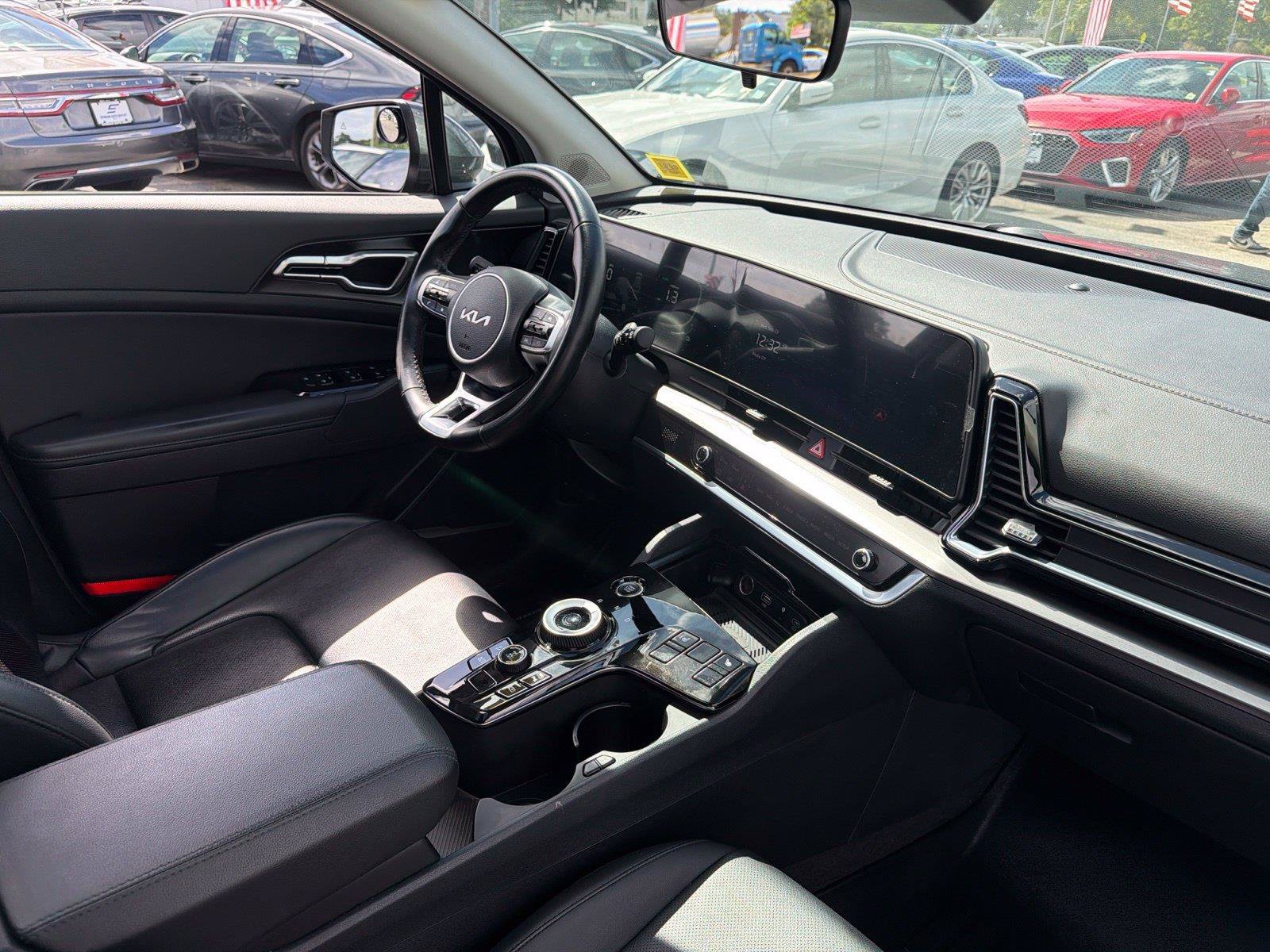 Used 2024 Kia Sportage EX w/ EX Premium Package AWD/4WD image 19