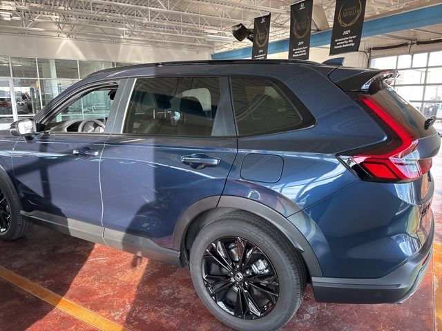 Certified 2026 Honda CR-V Sport Touring image 6