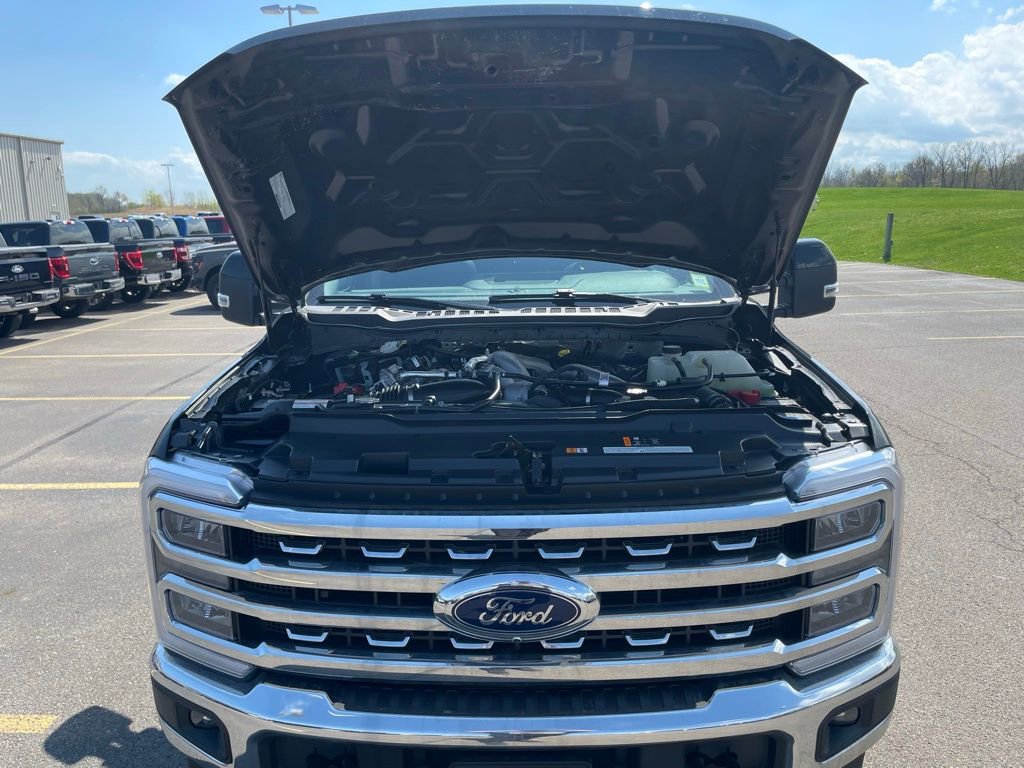 Used 2025 Ford F350 Lariat w/ Camper Package AWD/4WD image 34