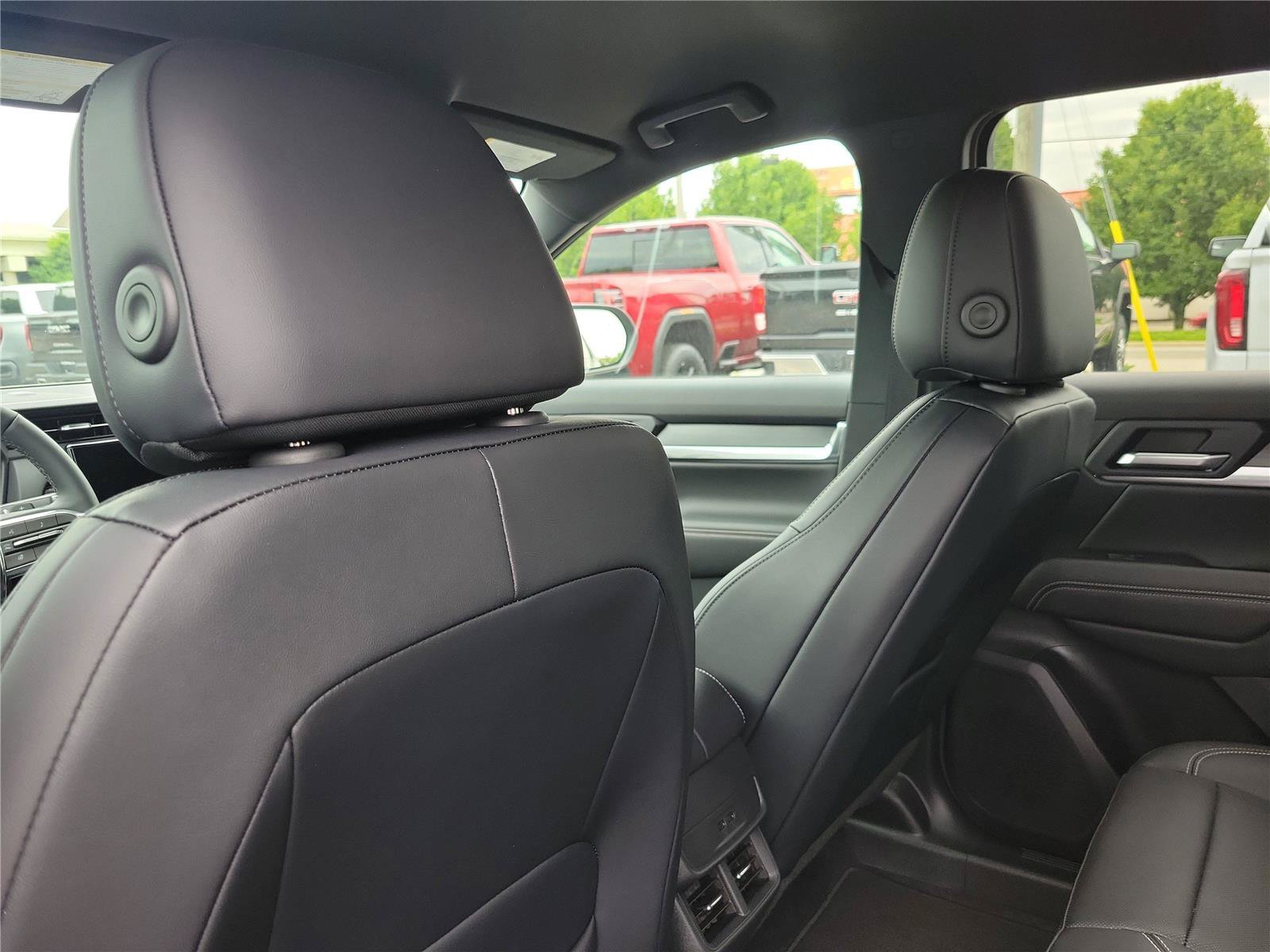 New 2026 GMC Terrain Elevation w/ Elevation Premium Package FWD image 15