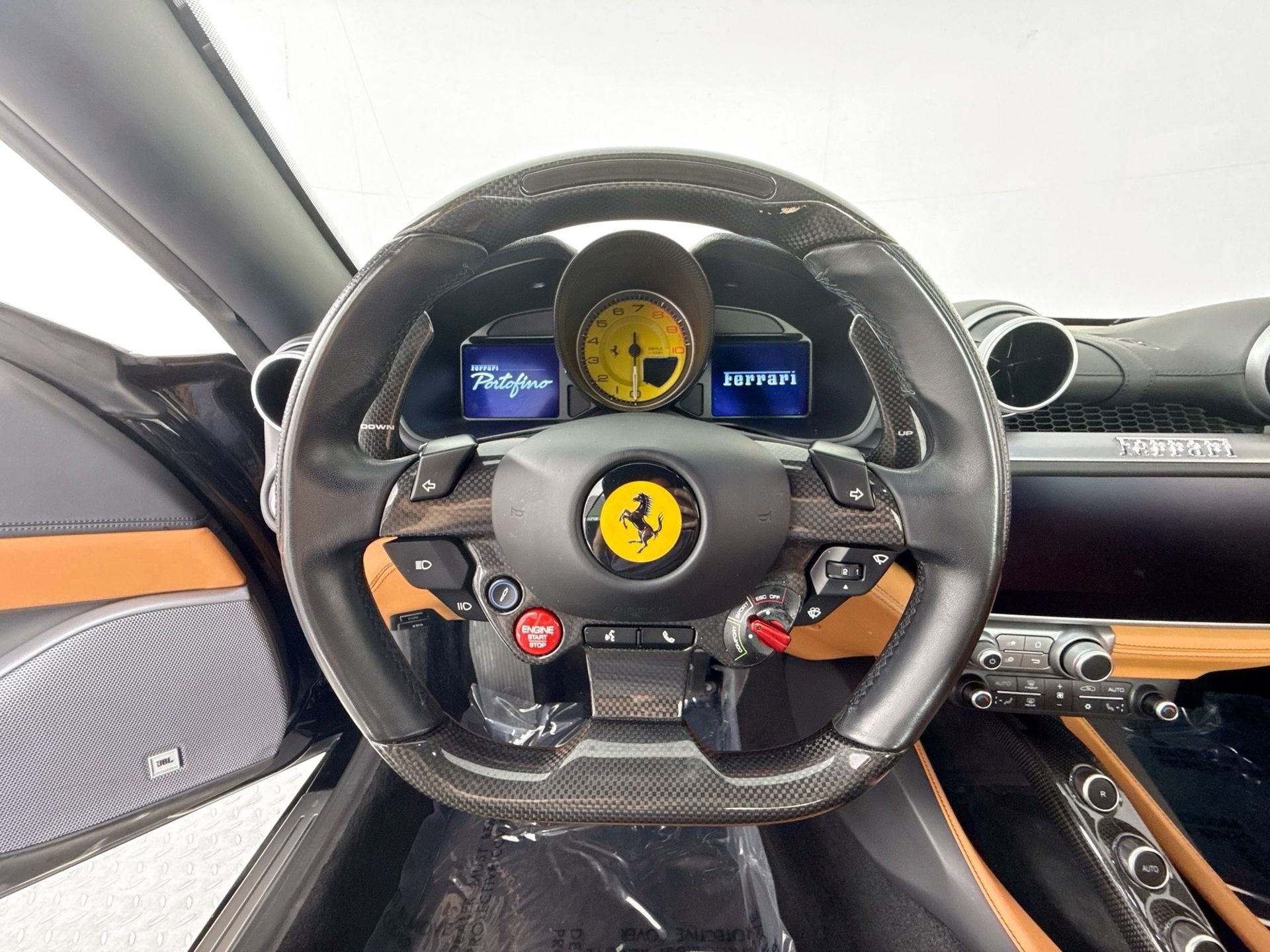 Certified 2019 Ferrari Portofino RWD image 10