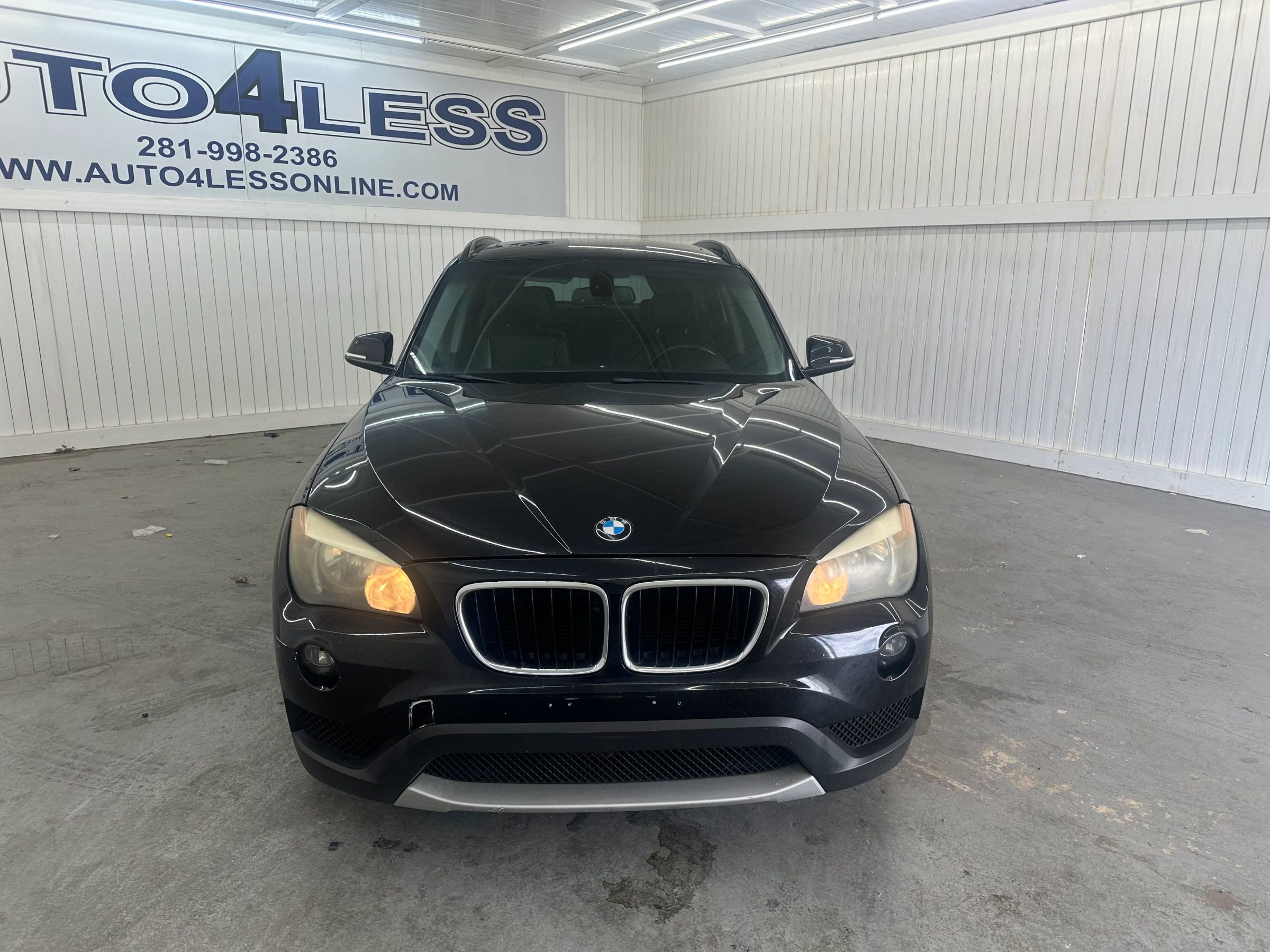 Used 2013 BMW X1 sDrive28i RWD image 2