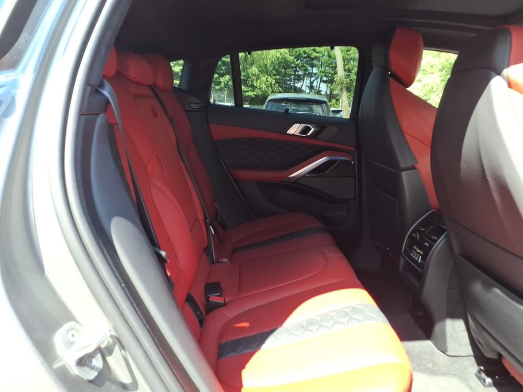 Used 2022 BMW X6 M w/ Competition Package AWD/4WD image 12
