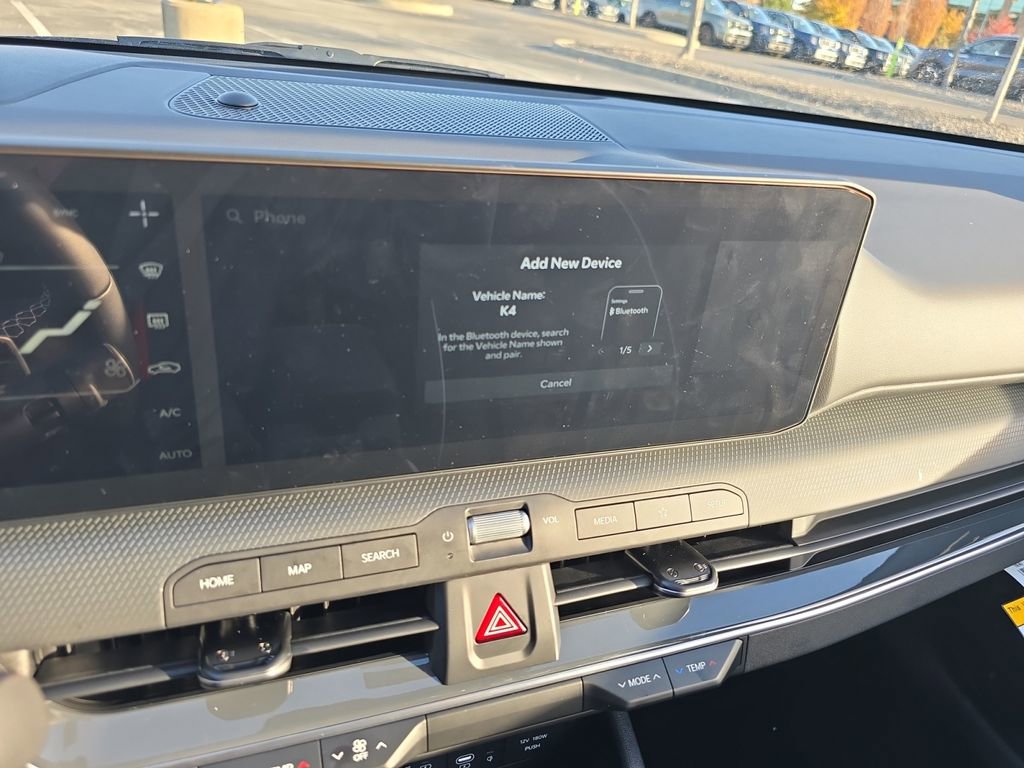 New 2025 Kia K4 GT-Line image 13