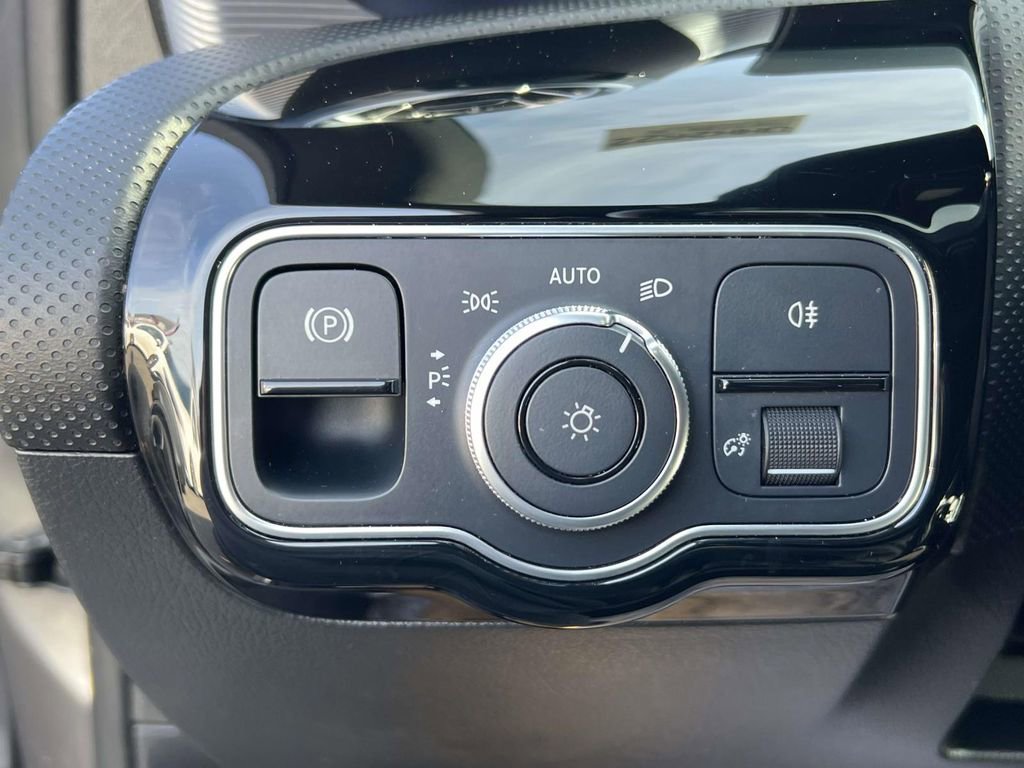 Used 2022 Mercedes-Benz A 220 4MATIC image 21