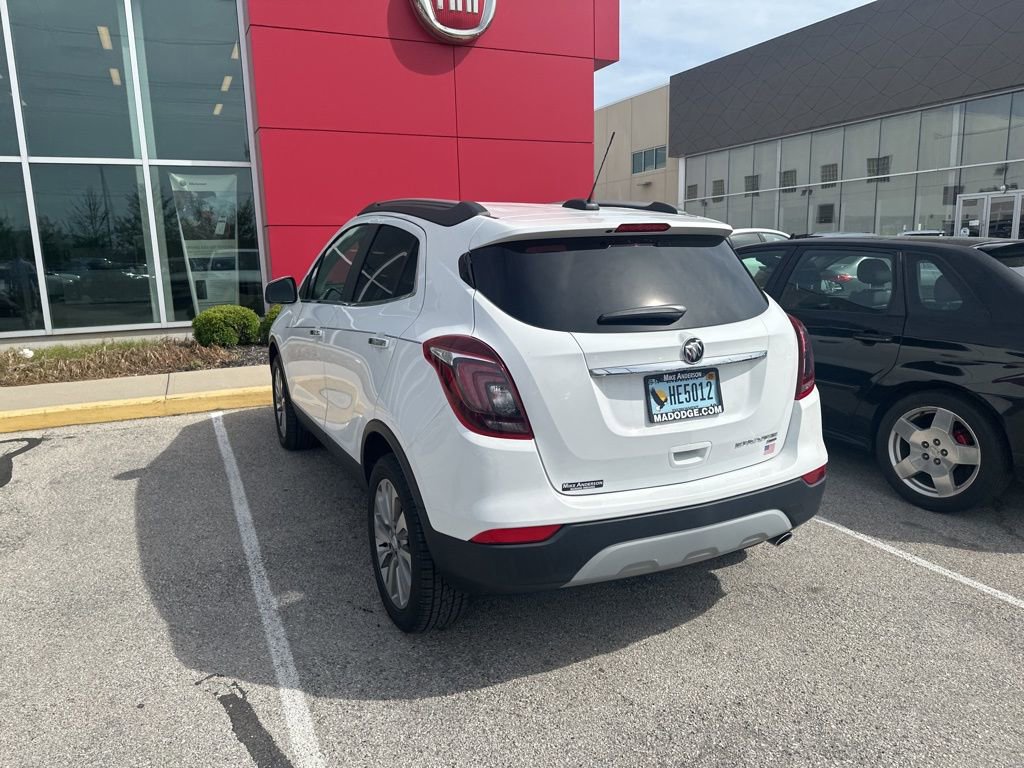 Used 2020 Buick Encore Preferred image 4