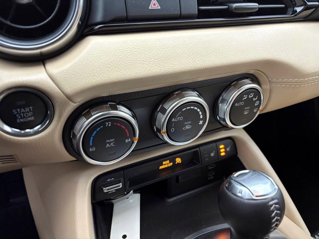 Used 2025 MAZDA MX-5 Miata RF Grand Touring image 22