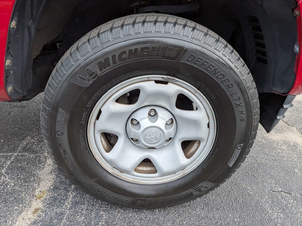 Used 2019 Toyota Tacoma SR w/ SR Convenience Package RWD image 12