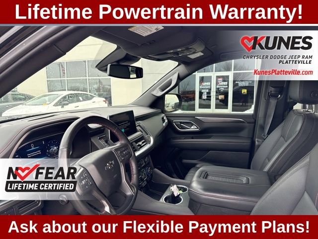 Used 2024 Chevrolet Suburban RST w/ Luxury Package AWD/4WD image 17