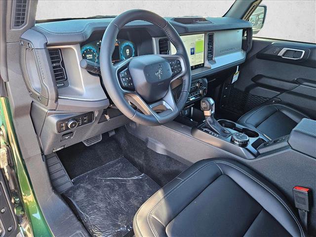 New 2025 Ford Bronco Outer Banks image 3
