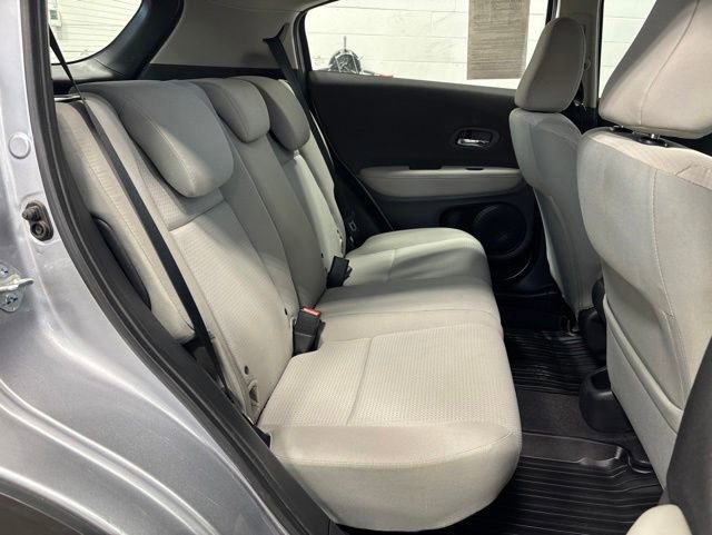 Used 2021 Honda HR-V LX image 16