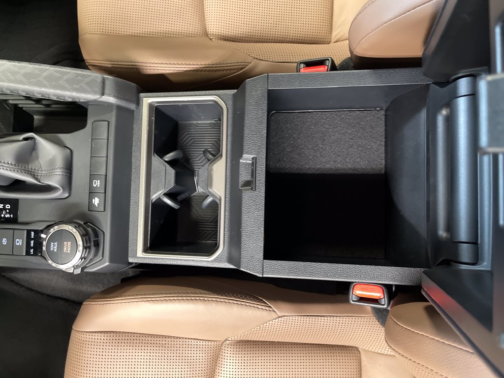 Certified 2025 Toyota 4Runner Limited w/ Tow Technology Package AWD/4WD image 24