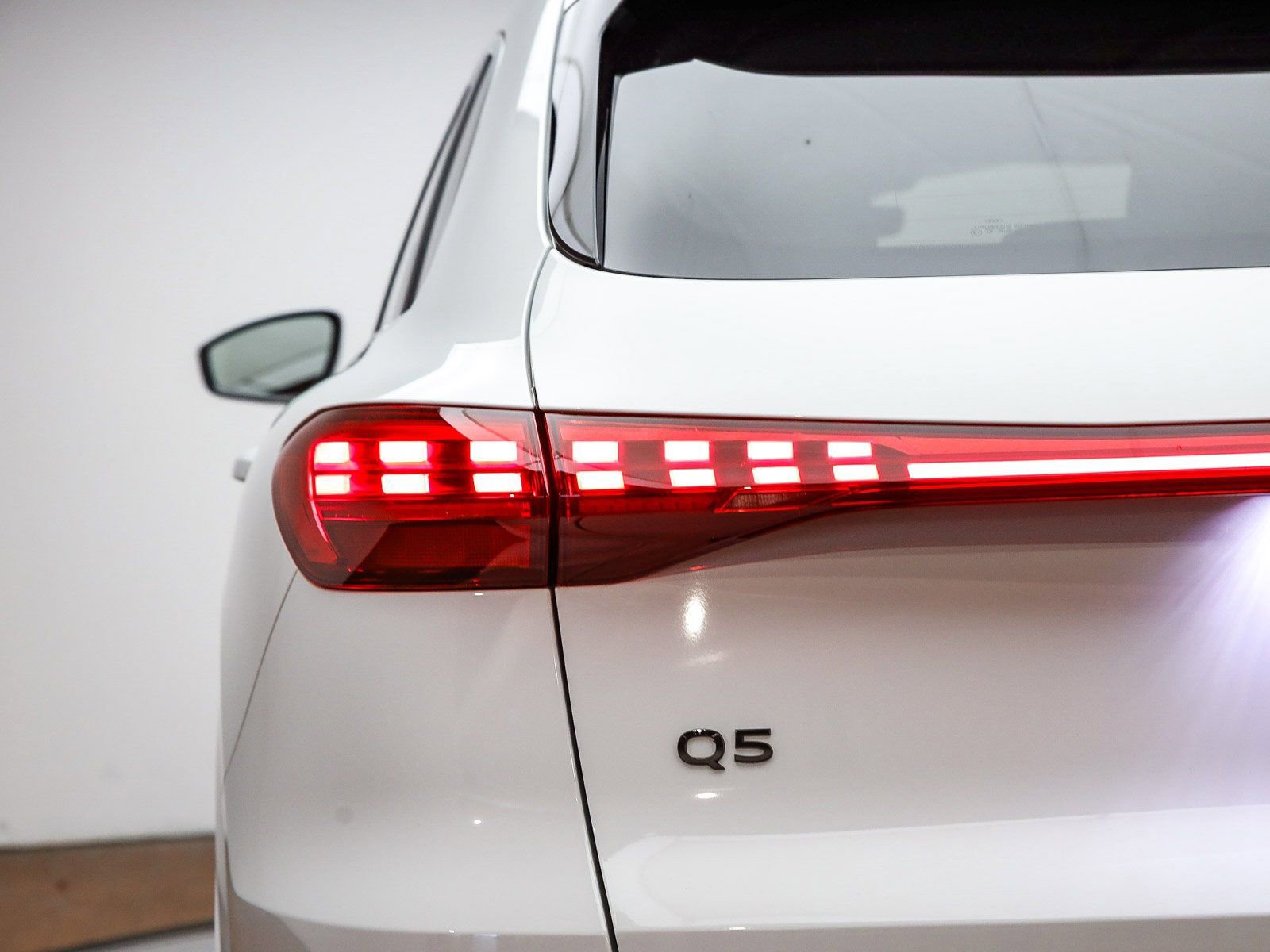 Certified 2025 Audi Q5 Premium Plus w/ Premium Plus image 10