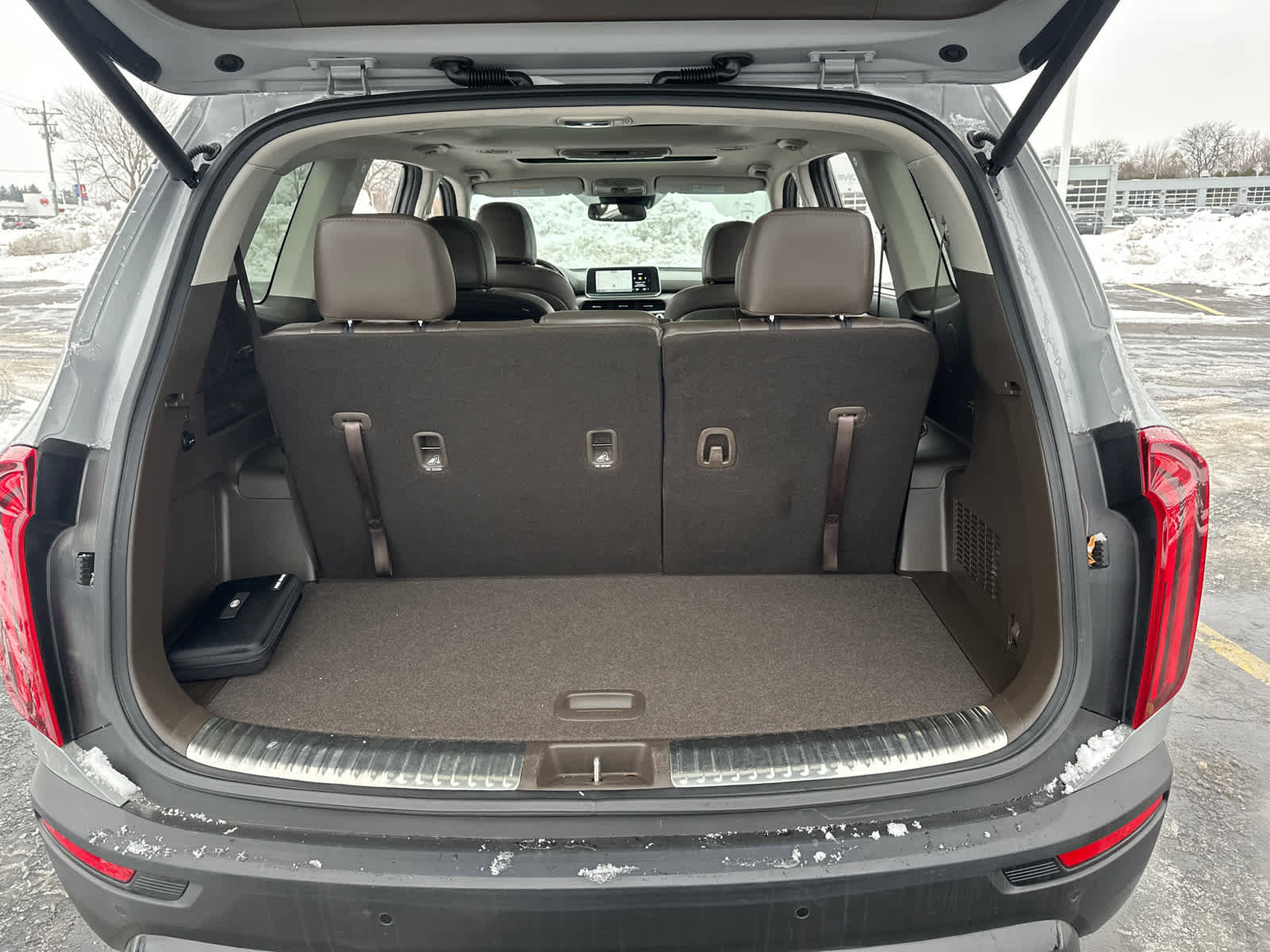 Used 2022 Kia Telluride SX w/ Nightfall Edition Package image 35