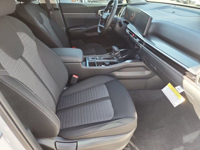 New 2026 Kia Sorento LX FWD image 7