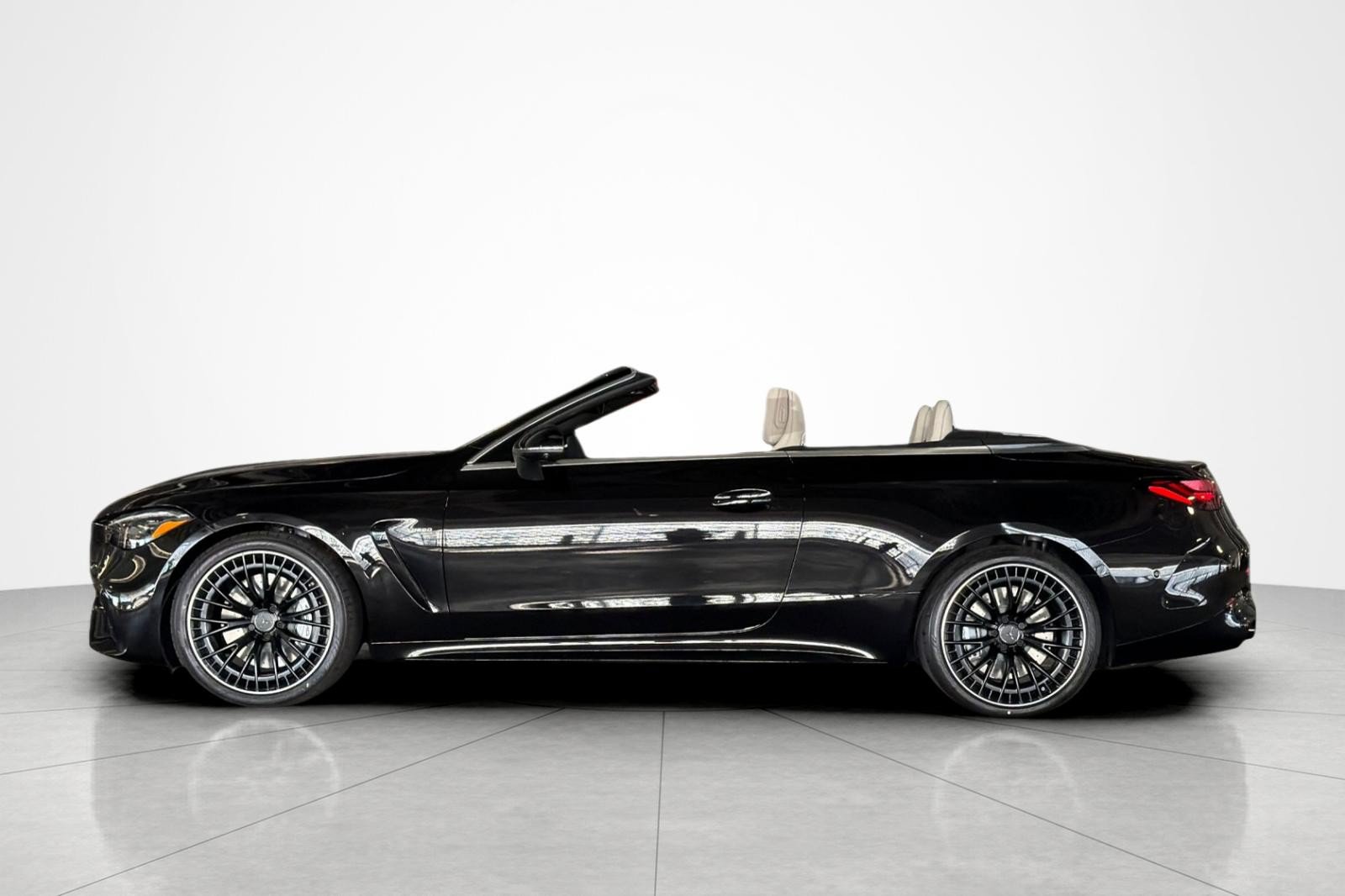 New 2027 Mercedes-Benz CLE 53 AMG 4MATIC Cabriolet image 2