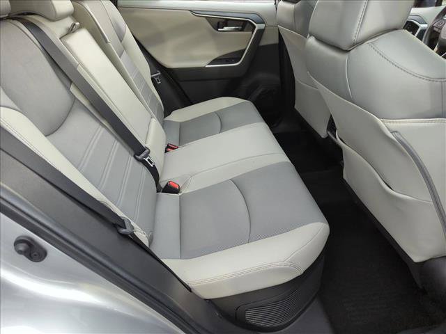 Used 2022 Toyota RAV4 Limited AWD/4WD image 20
