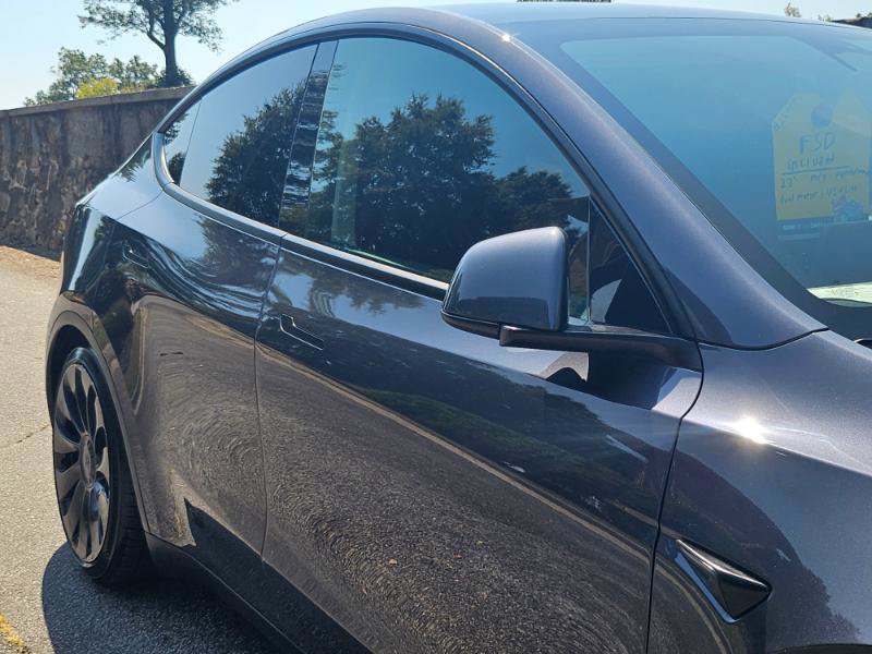 Used 2023 Tesla Model Y Long Range AWD/4WD image 20