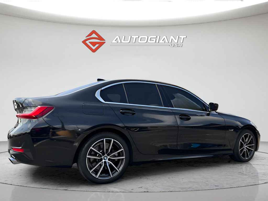 Used 2022 BMW 330e RWD image 8