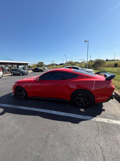 Used 2024 Ford Mustang GT RWD image 13