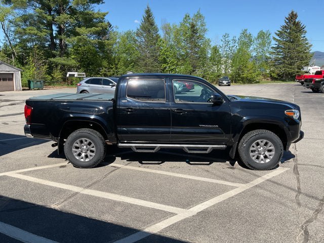 Used 2019 Toyota Tacoma SR5 AWD/4WD image 6