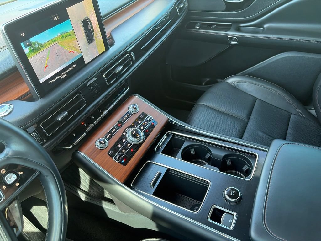 Used 2020 Lincoln Aviator Reserve w/ Class IV Trailer Tow Package AWD/4WD image 26