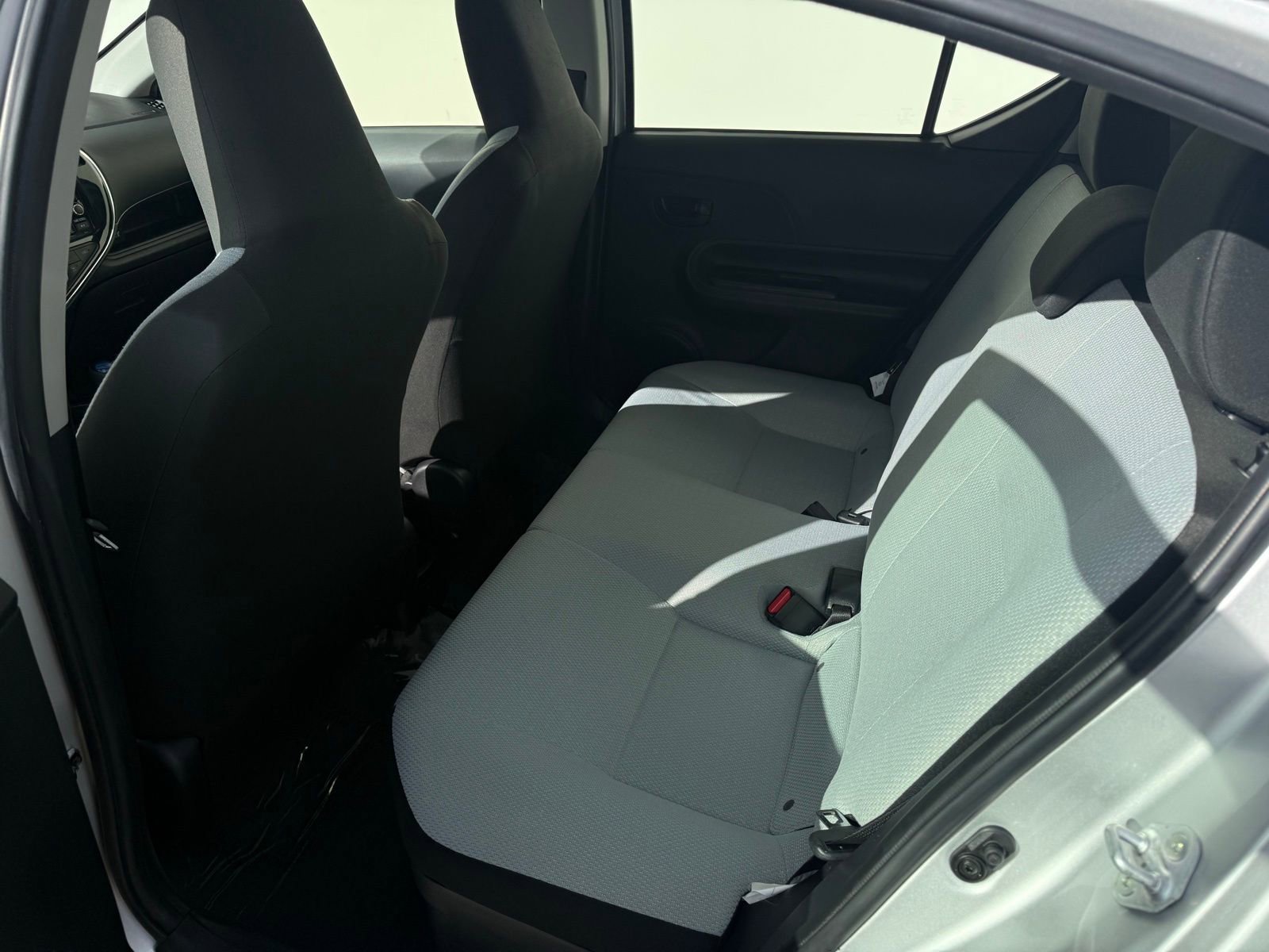 Used 2018 Toyota Prius C One w/ Carpet Mat Package image 21